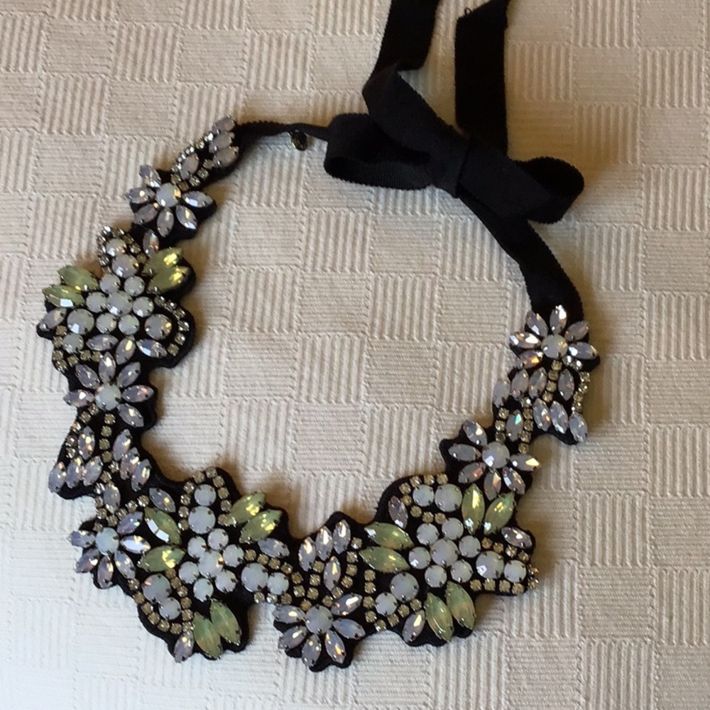 Stella and Dot statement necklace